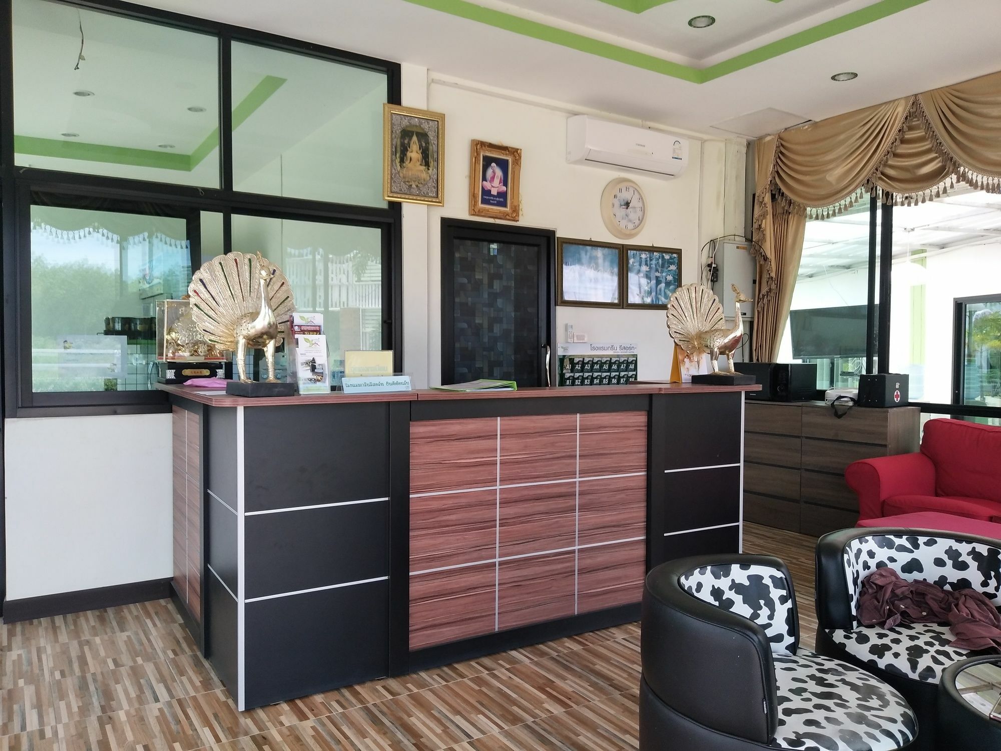 Green Resort Rayong Buitenkant foto