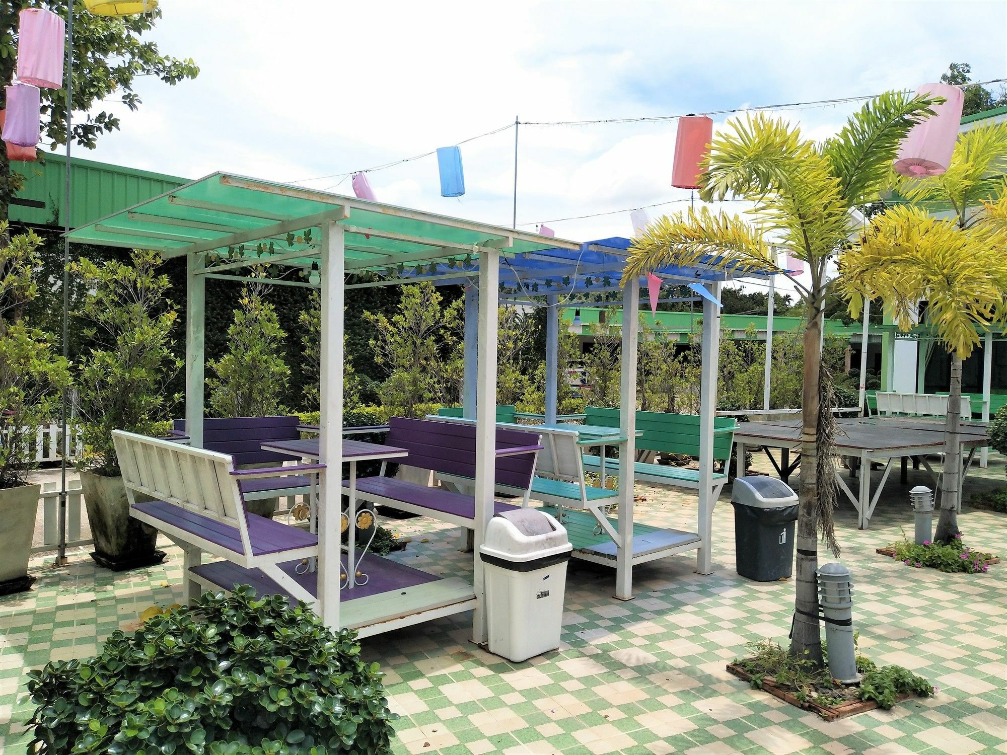 Green Resort Rayong Buitenkant foto
